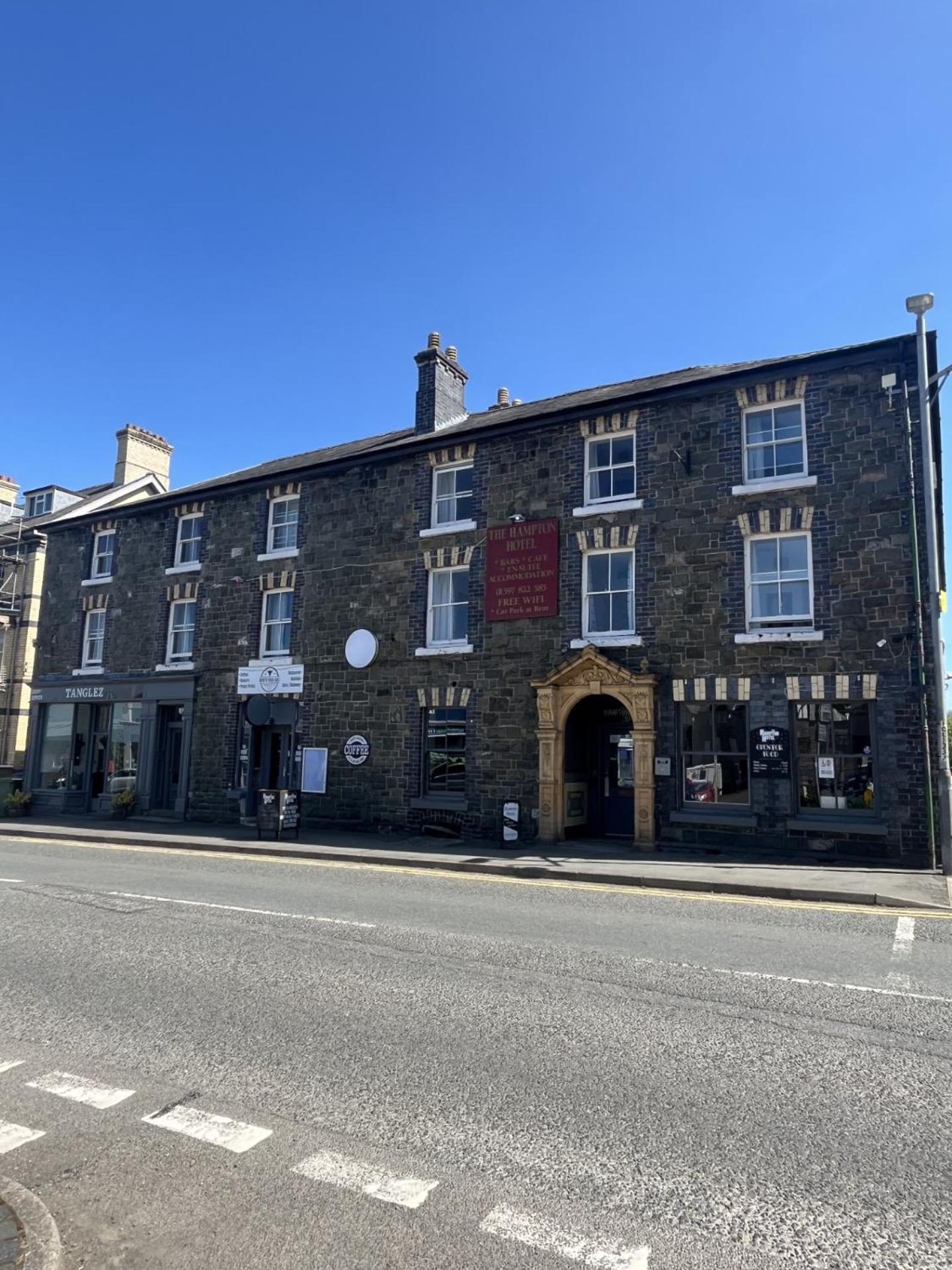 Hampton Hotel & Restaurant Llandrindod Wells Esterno foto